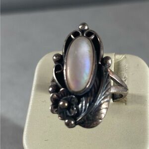 Elegant Sterling Silver and mother of Pearl /Abalone Ring